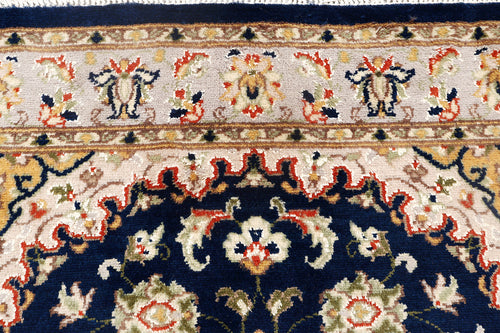 Isfahani Dome ( Blue & Off White)
