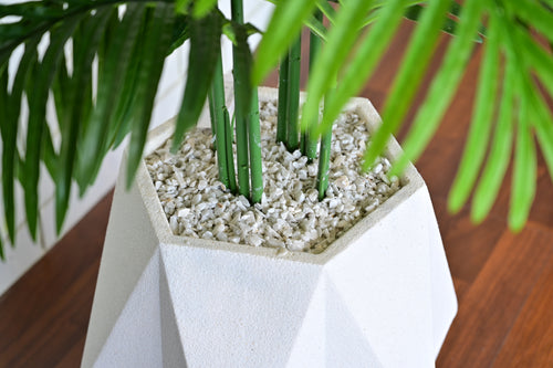 Diamond 14 inches white stone with areeca 3 feet