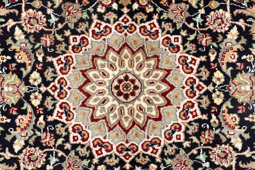 Isfahan Round Med